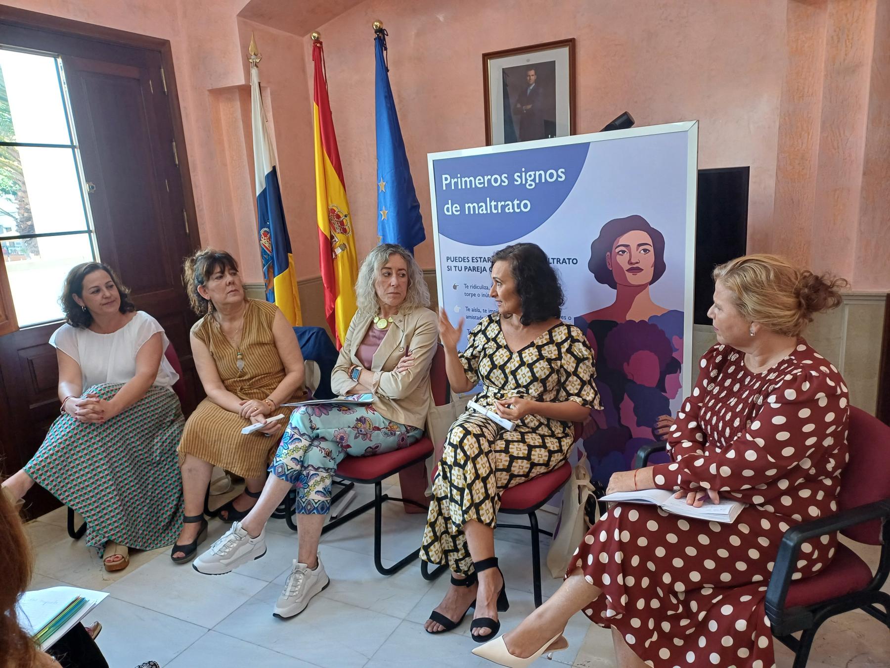 La Dirección Insular en Fuerteventura da voz a los problemas de las mujeres migrantes en una nueva jornada de sus 