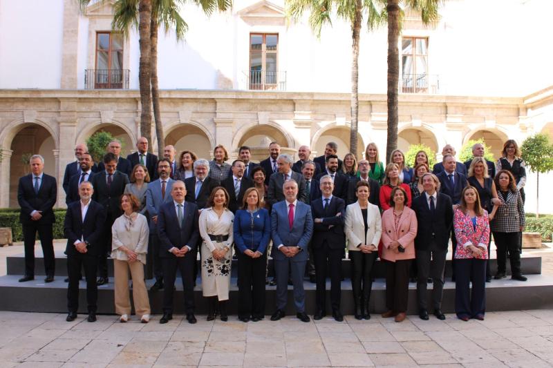 El Gobierno de España pondrá en marcha un Plan de Refuerzo de la Administración para “garantizar la prestación de los servicios públicos”