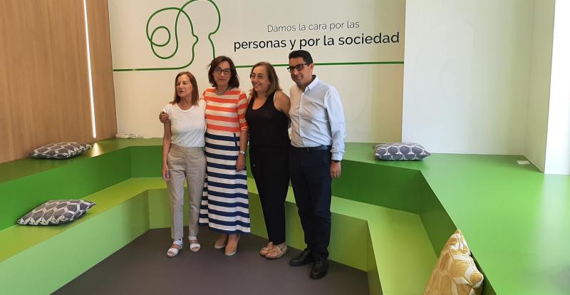 Maica  Larriba destaca la labor que realiza la Asociación Española contra el Cáncer en el apoyo a pacientes y familiares de la provincia<br/>