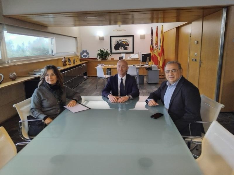 Rodríguez Badal realiza su primer  viaje oficial a Menorca como  delegado del Gobierno
